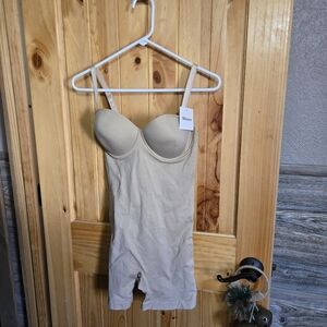 Nwt Slimers Beige Body Suit Size L Underwire
